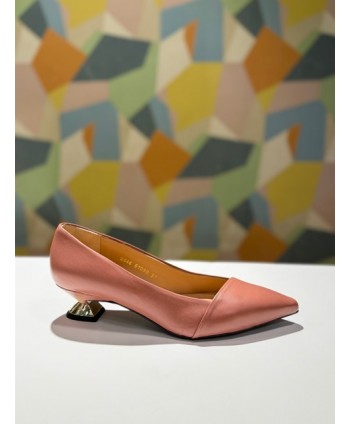 SALÓN TACÓN GEOMÉTRICO