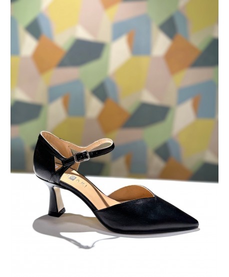 SALÓN TACÓN CORREA