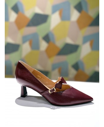 SALÓN TACÓN CORAZONES