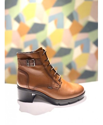 BOTÍN TACÓN HEBILLA