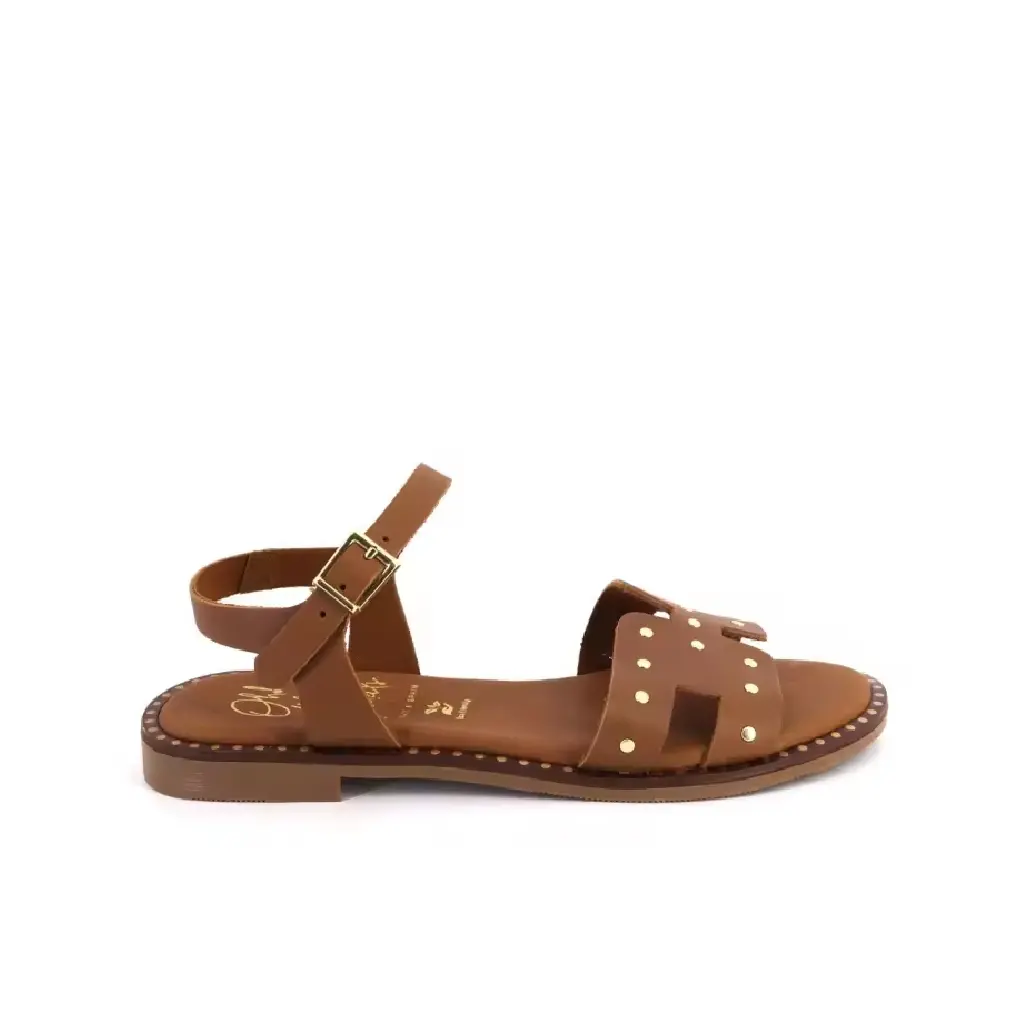 SANDALIA PLANA MINI-TACHAS