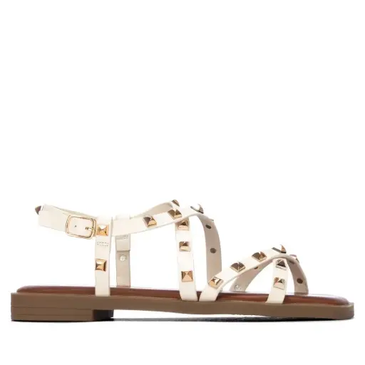 SANDALIA PLANA TACHAS